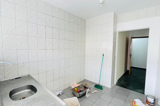 Cozinha de casa para alugar com 2 quartos, 63m² em Centro (caucaia do Alto), Cotia