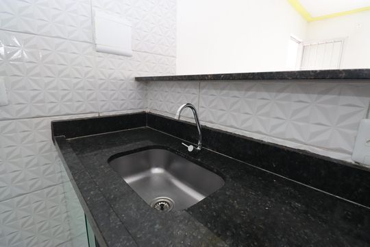 Cozinha de casa para alugar com 2 quartos, 80m² em São Rafael, Salvador