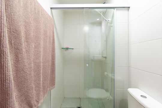 Banheiro da Suíte de apartamento para alugar com 1 quarto, 24m² em Jardim Oriental, São Paulo