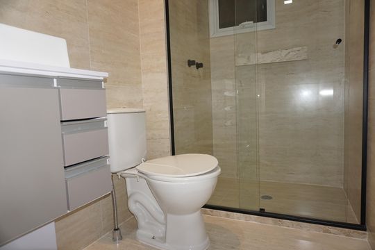Apartamento para alugar com 4 quartos, 132m² em Jardim Santa Barbara, Embu das Artes