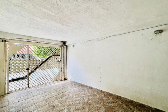 Garagem de casa para alugar com 2 quartos, 80m² em Vila Curuçá Velha, São Paulo