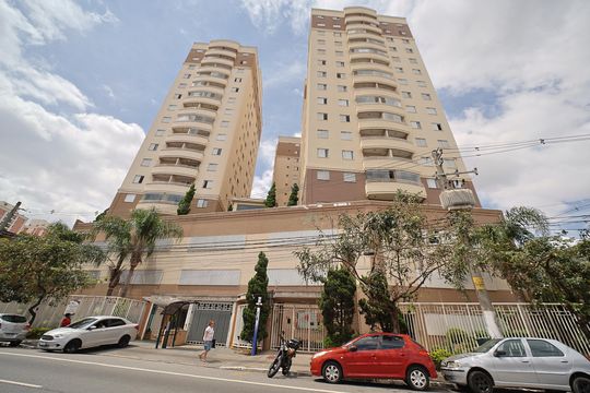 Fachada de apartamento à venda com 2 quartos, 54m² em Vila Marieta, São Paulo