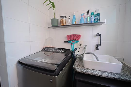 Área de Serviço de apartamento à venda com 2 quartos, 54m² em Vila Marieta, São Paulo