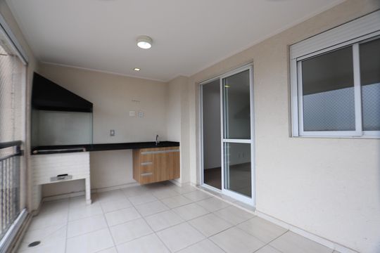 Varanda de apartamento para alugar com 2 quartos, 65m² em Jardim Piqueroby, São Paulo