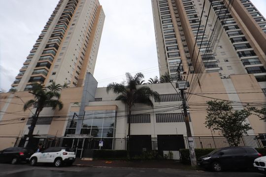 Fachada de apartamento para alugar com 2 quartos, 65m² em Jardim Piqueroby, São Paulo