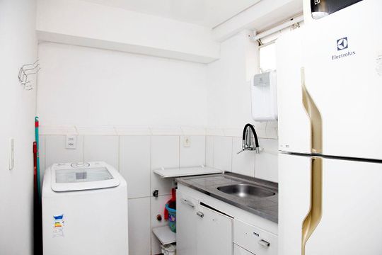 Cozinha + Área de Serviço de apartamento à venda com 1 quarto, 47m² em Centro Histórico, Porto Alegre