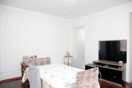 Sala de apartamento à venda com 1 quarto, 47m² em Centro Histórico, Porto Alegre