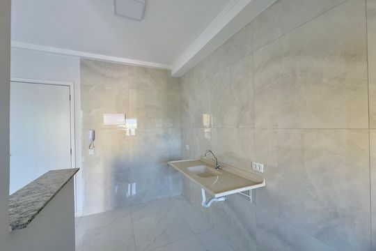 Cozinha de apartamento à venda com 2 quartos, 57m² em Vila Maranduba, Guarulhos