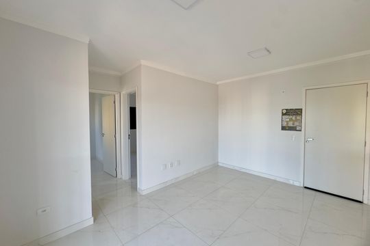 Sala de apartamento à venda com 2 quartos, 57m² em Vila Maranduba, Guarulhos