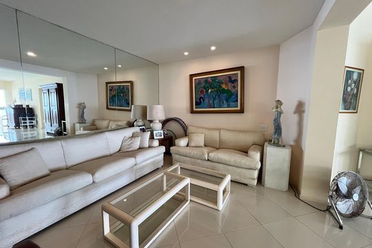 Sala de apartamento à venda com 4 quartos, 450m² em Barra da Tijuca, Rio de Janeiro