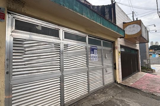 Fachada  de casa para alugar com 1 quarto, 140m² em Ferrazópolis, São Bernardo do Campo