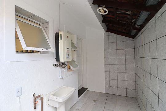 Área de Serviço de casa de condomínio à venda com 3 quartos, 89m² em Jardim Dona Leopoldina, Porto Alegre
