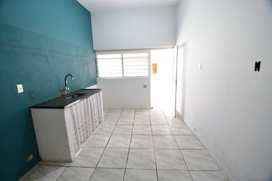 Cozinha 3 de casa à venda com 5 quartos, 240m² em Vila Jequitibas, Campinas