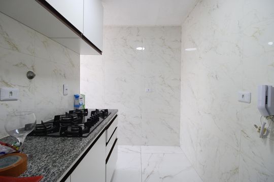 Cozinha de apartamento para alugar com 2 quartos, 40m² em Colônia (zona Leste), São Paulo