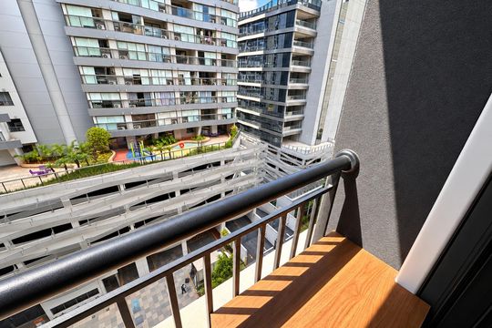 Varanda de kitnet/studio à venda com 1 quarto, 23m² em Jardim das Acacias, São Paulo
