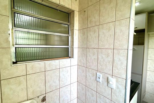 Área de Serviço de apartamento para alugar com 2 quartos, 51m² em Vila Bremen, Guarulhos