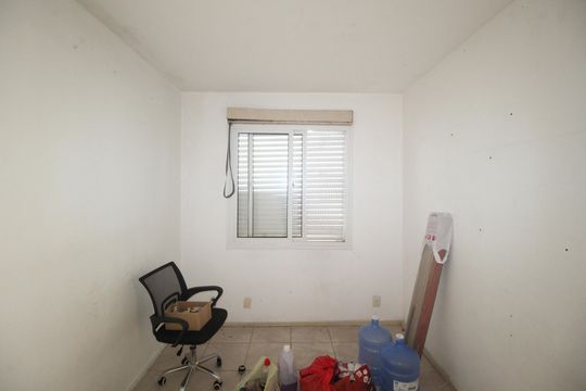 Quarto 1 de apartamento para alugar com 2 quartos, 52m² em Morro Santana, Porto Alegre