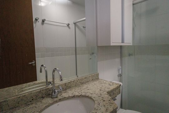 Banheiro de apartamento para alugar com 2 quartos, 82m² em Setor Bela Vista, Goiânia