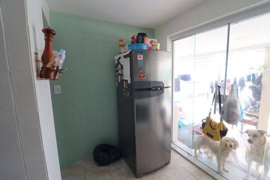 Cozinha de apartamento para alugar com 2 quartos, 90m² em Pitangueiras, Rio de Janeiro