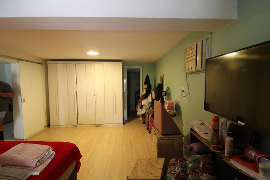 Suite de apartamento para alugar com 2 quartos, 90m² em Pitangueiras, Rio de Janeiro