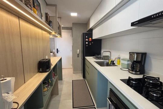 Cozinha de apartamento para alugar com 2 quartos, 58m² em Chácara Santo Antônio (zona Sul), São Paulo