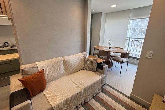 Sala de apartamento para alugar com 2 quartos, 58m² em Chácara Santo Antônio (zona Sul), São Paulo