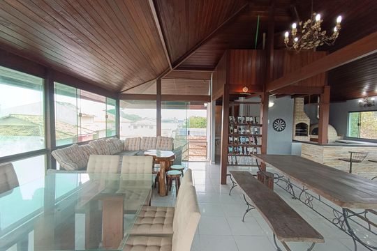 AREA COMUM | ANDAR 3 de casa para alugar com 4 quartos, 400m² em Lagoa, Macaé
