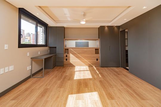 Apartamento à venda com 1 quarto, 41m² em Auxiliadora, Porto Alegre