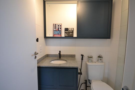 Banheiro de apartamento para alugar com 1 quarto, 44m² em Butantã, São Paulo