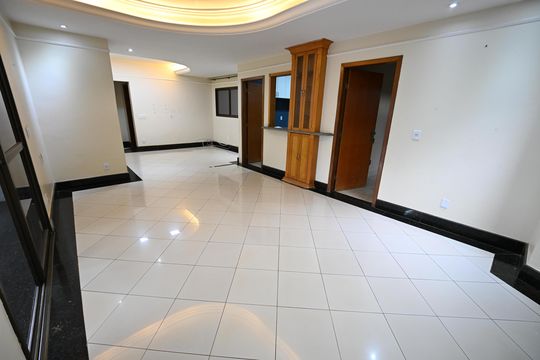 Casa para alugar com 4 quartos, 580m² em Setor Sudoeste, Goiânia