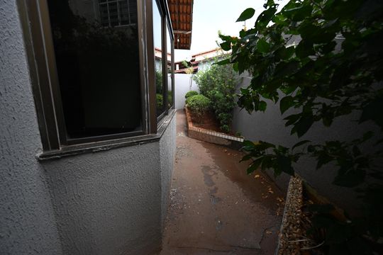 Casa para alugar com 4 quartos, 580m² em Setor Sudoeste, Goiânia