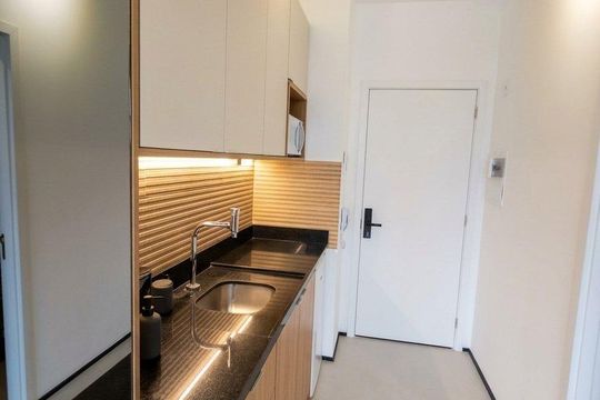 Cozinha de apartamento à venda com 1 quarto, 23m² em Vila Olímpia, São Paulo