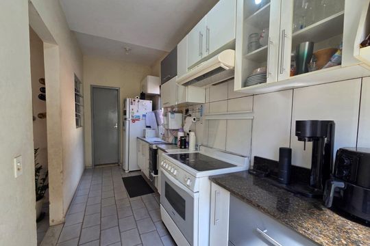 Cozinha  de casa à venda com 2 quartos, 60m² em Nova Gameleira, Belo Horizonte