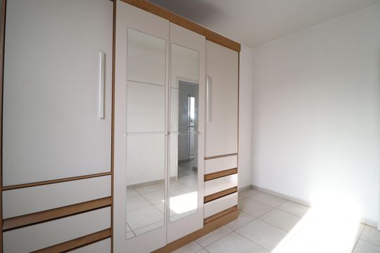 Quarto 1 de apartamento para alugar com 2 quartos, 50m² em Presidente Roosevelt, Uberlândia