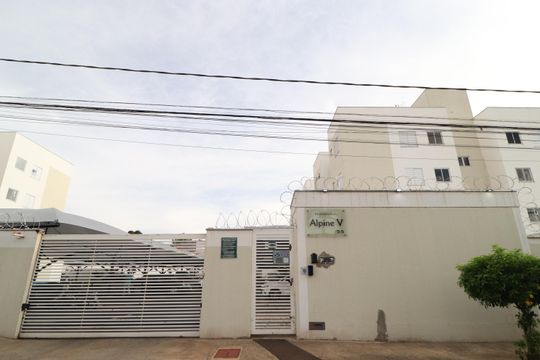 Fachada de apartamento para alugar com 2 quartos, 50m² em Presidente Roosevelt, Uberlândia