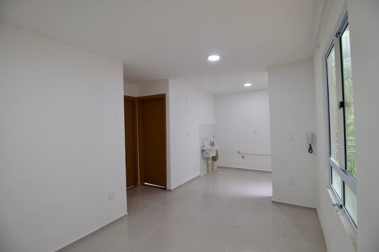 Sala de apartamento para alugar com 1 quarto, 35m² em Santa Cândida, Curitiba