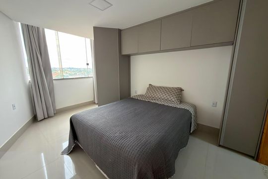 Suíte de apartamento à venda com 2 quartos, 65m² em Colônia Agrícola Samambaia, Brasília