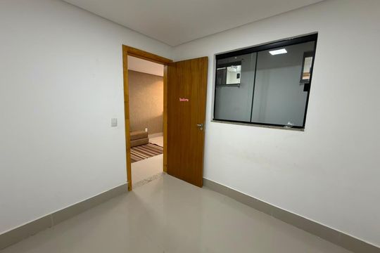 Apartamento à venda com 2 quartos, 65m² em Colônia Agrícola Samambaia, Brasília