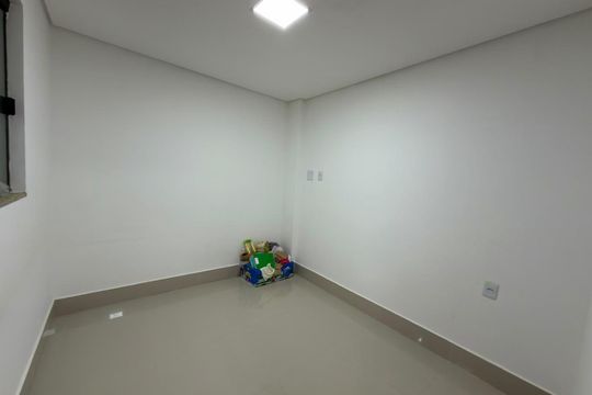 Apartamento à venda com 2 quartos, 65m² em Colônia Agrícola Samambaia, Brasília