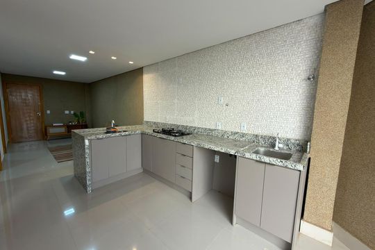 Apartamento à venda com 2 quartos, 65m² em Colônia Agrícola Samambaia, Brasília