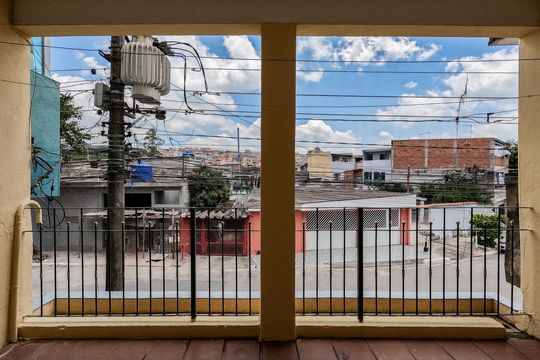 Casa para alugar com 1 quarto, 100m² em Jardim Adelfiore, São Paulo