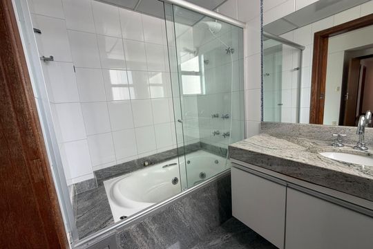 Apartamento para alugar com 4 quartos, 130m² em União, Belo Horizonte