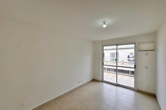 Quarto de apartamento à venda com 2 quartos, 145m² em Recreio dos Bandeirantes, Rio de Janeiro