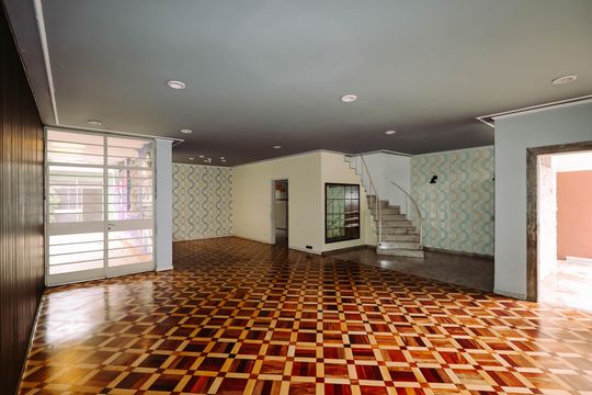 Casa à venda com 3 quartos, 296m² em Jardim da Gloria, São Paulo
