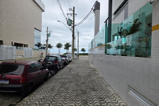 Vista da Rua de apartamento para alugar com 2 quartos, 82m² em Maracanã, Praia Grande
