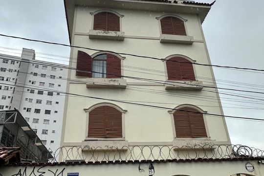 Fachada de apartamento para alugar com 2 quartos, 75m² em Sagrada Família, Belo Horizonte