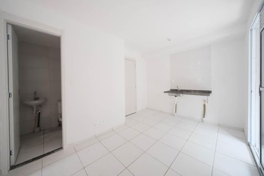 Sala/Cozinha de casa à venda com 1 quarto, 35m² em Vila Ré, São Paulo