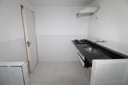 Cozinha / Área de Serviço de apartamento para alugar com 2 quartos, 47m² em Jardim Satélite, São José dos Campos