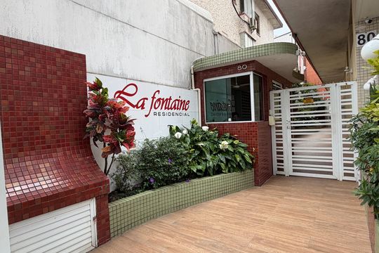 Fachada de apartamento para alugar com 1 quarto, 40m² em Gonzaga, Santos