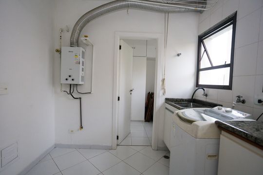 Área de Serviço de apartamento para alugar com 2 quartos, 160m² em Jardim Ampliacao, São Paulo